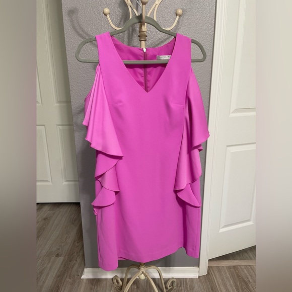 Trina Turk Dress - Picture 2 of 5